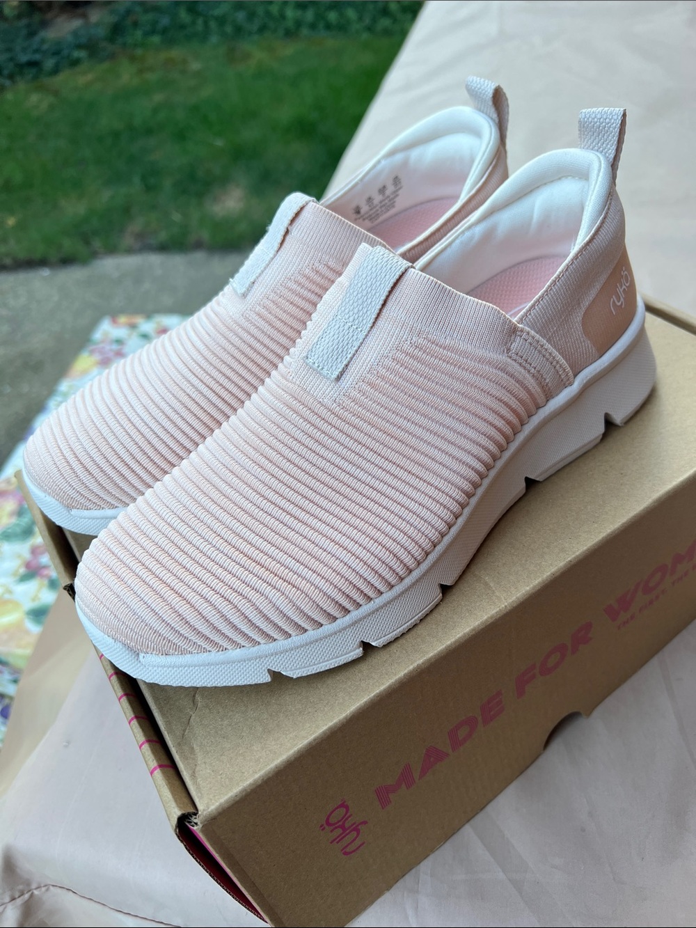 New In Box Ryka Captivate Slip On Shoes in size 7